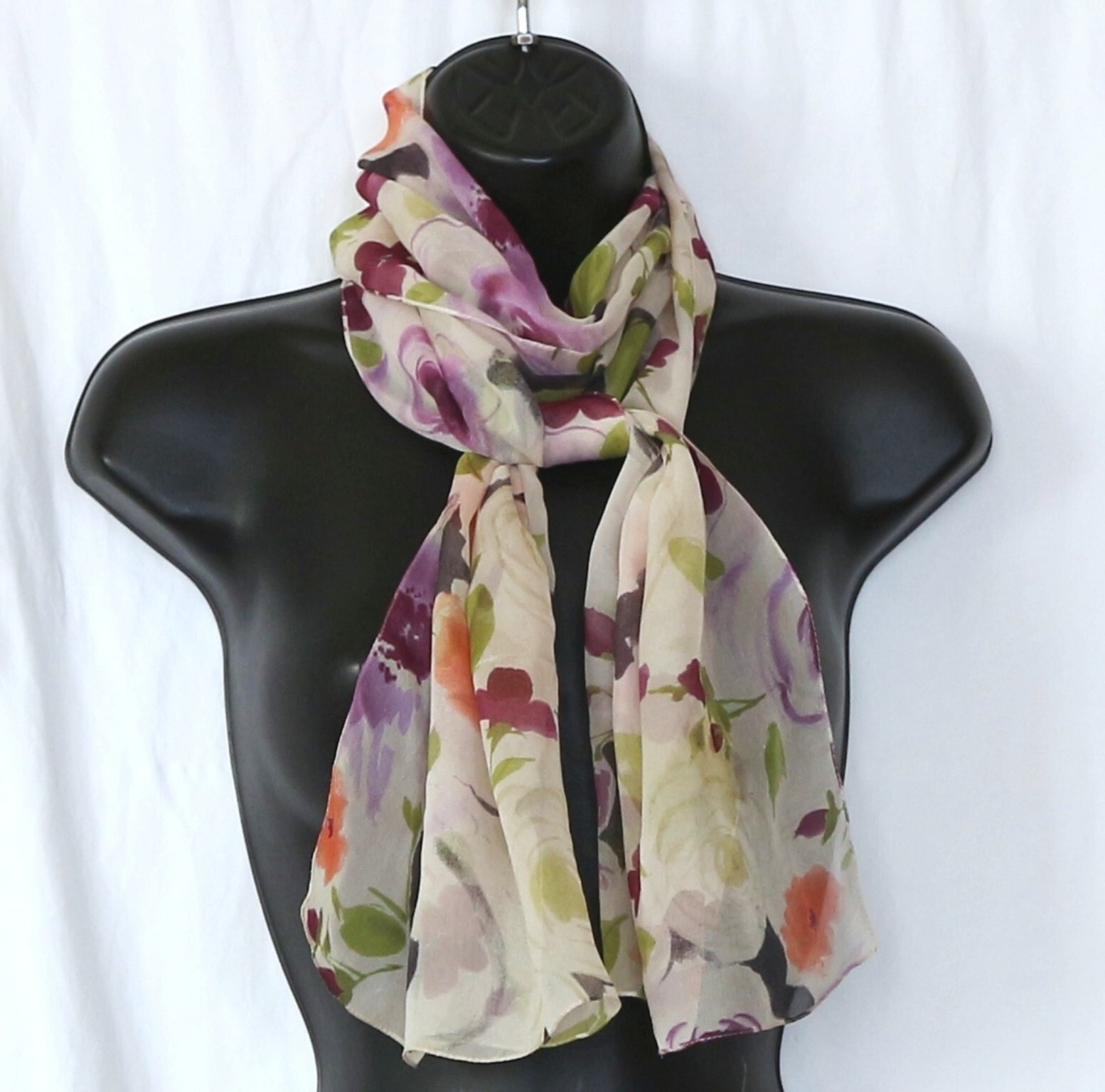 LAURA ASHLEY Sheer Ivory/Multi Rectangular Silk C… - image 6