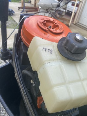 1978 Mercury 4hp Self-Contained Gas Tank