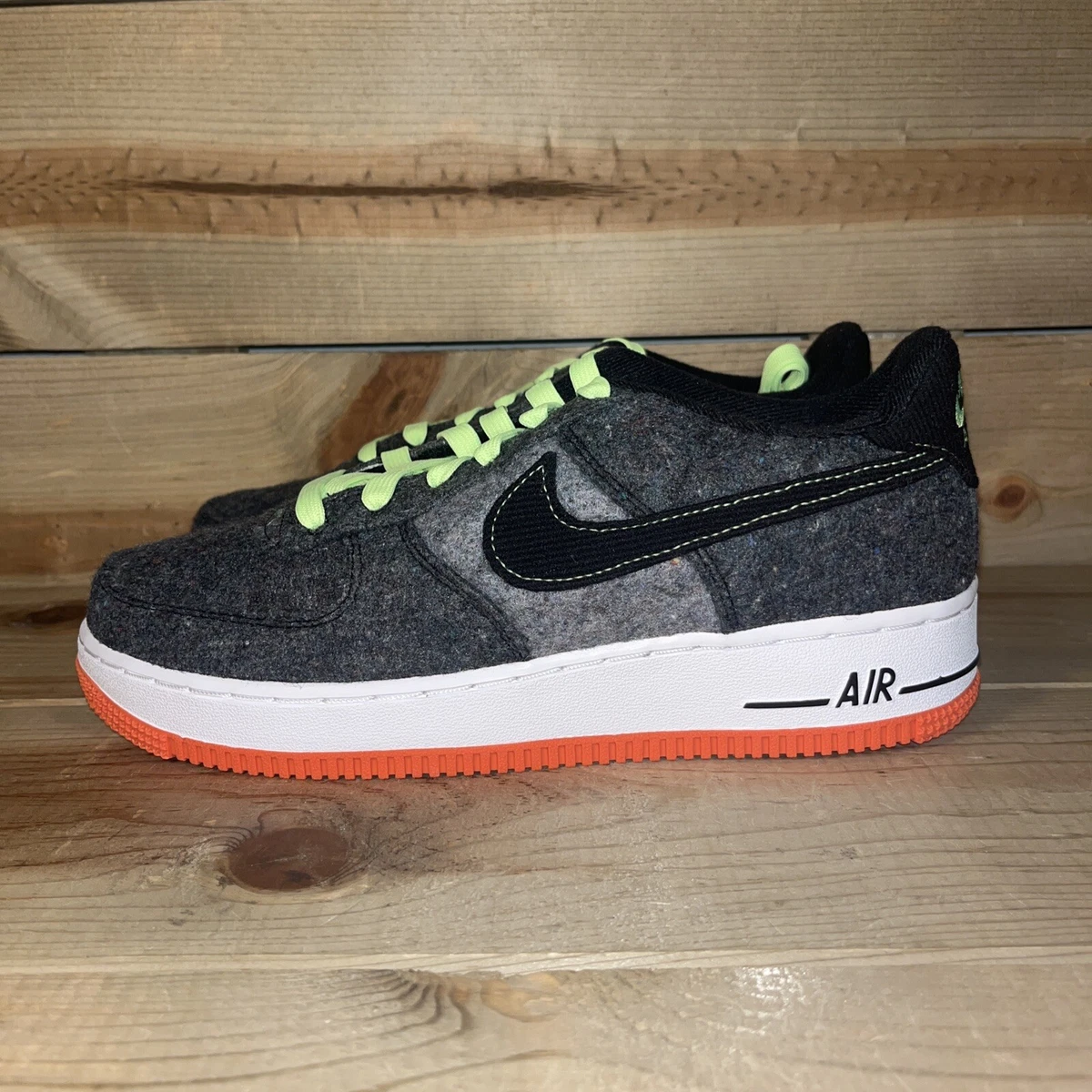 Nike Air Force 1 LV8 Black/Ghost-Green DZ5287-001 Grade-School - 6