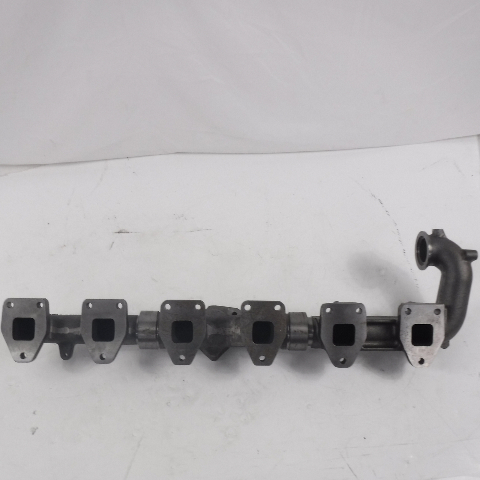OEM Navistar International 2514916C94 Manifold For I-745 Big Bore