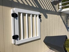 UPVC CARAVAN DECKING GATE WITH LOCKABLE LATCH AND METAL HINGE  IN ALL COLOURS 
