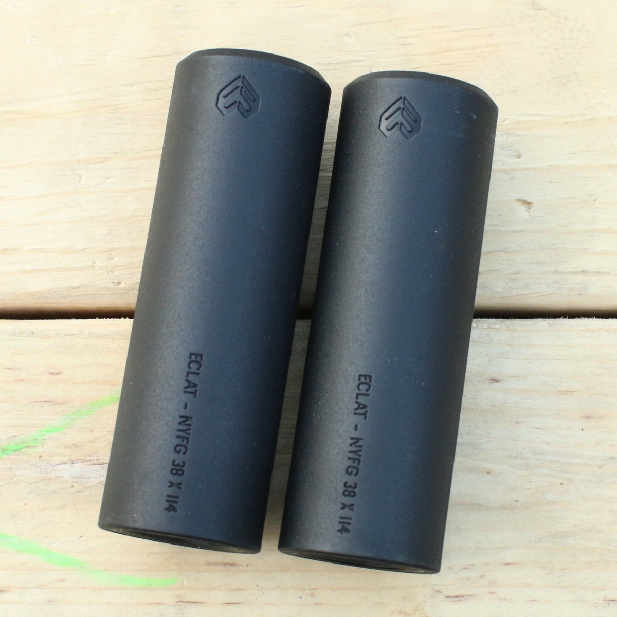 ECLAT BMX BIKE VENOM BICYCLE PEG BLACK LONG