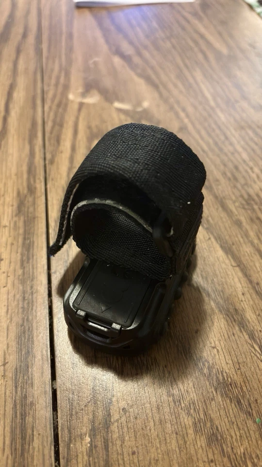 Garmin Foretrex 101 Personal GPS Receiver With Wristband, Working - Image 3 of 3