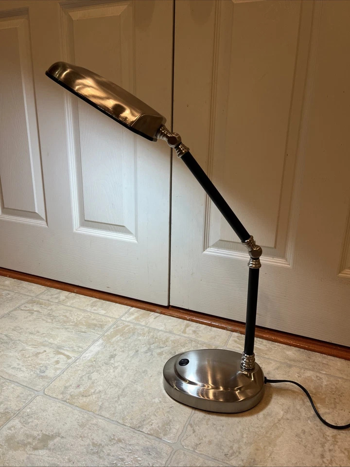 Plant Light Natural Spectrum Adjustable Desk Lamp  - Image 4 of 4