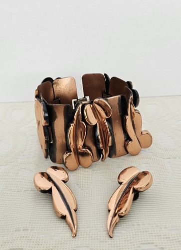 VTG Renoir Copper Bangle Bracelet & Matching Earrings Set. Leaf Design. - Picture 4 of 15
