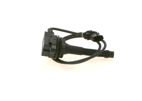 Ignition Coil fits FERRARI 612 SCAGLIETTI 5.7 04 to 11 F118B42 Bosch 000186914 - Picture 3 of 11