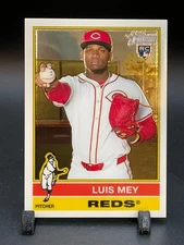 2025 Topps Heritage High Number CHROME #685 Luis Mey, Cincinnati Reds RC
