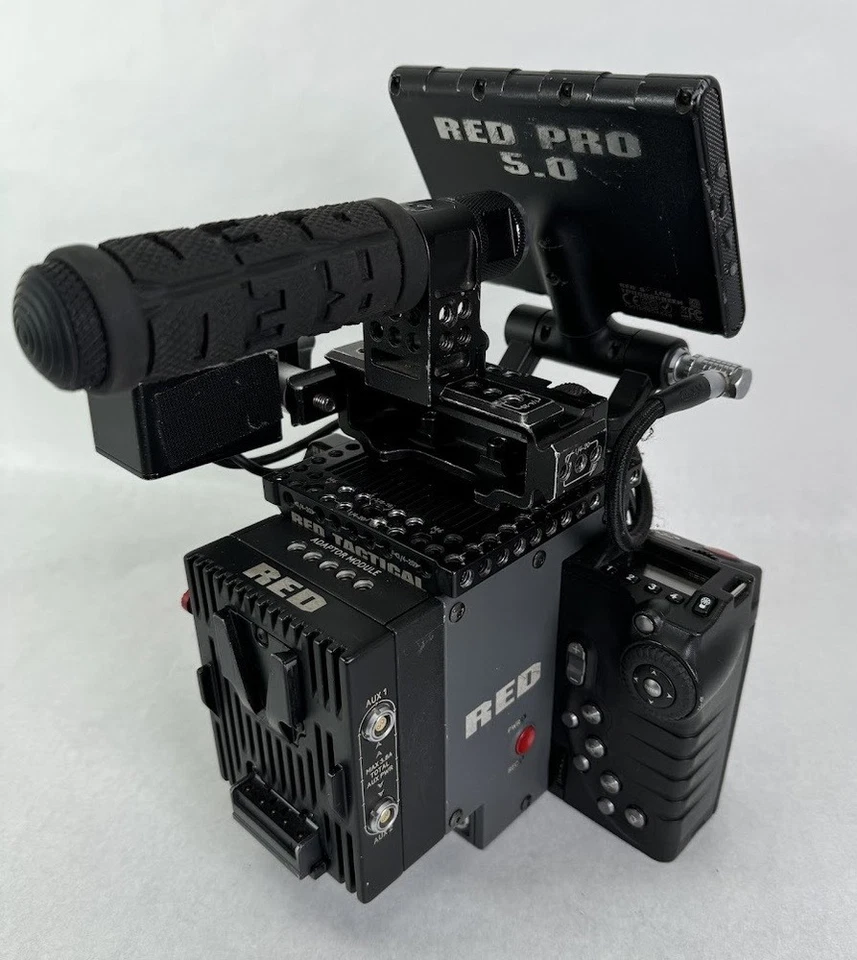 RED Scarlet-X Mysterium-X EF-Mount Cinema 5K Camera Kit - Image 4 of 4