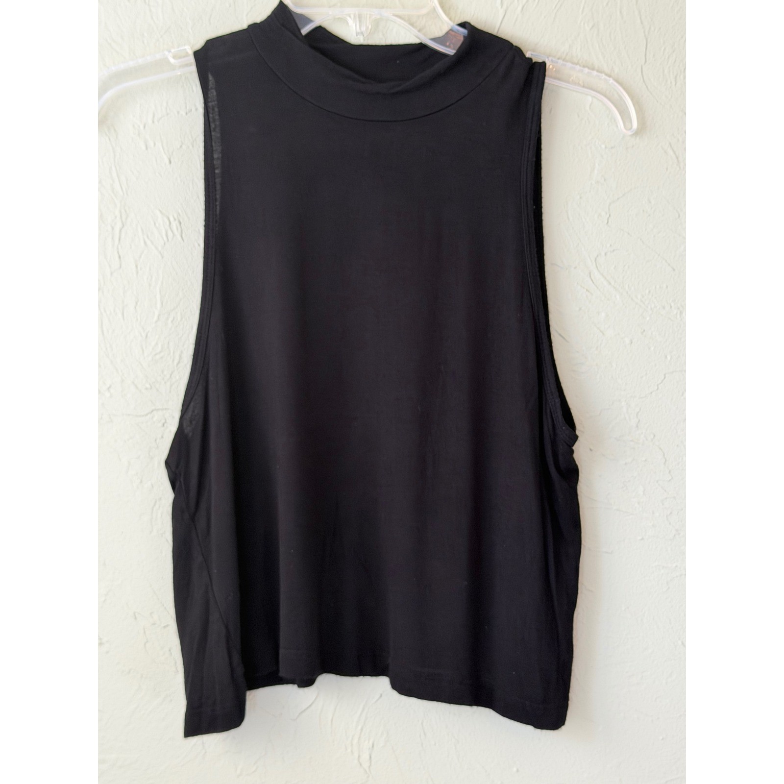 Active Basic Women Black Mock Neck Sleeveless Cro… - image 1