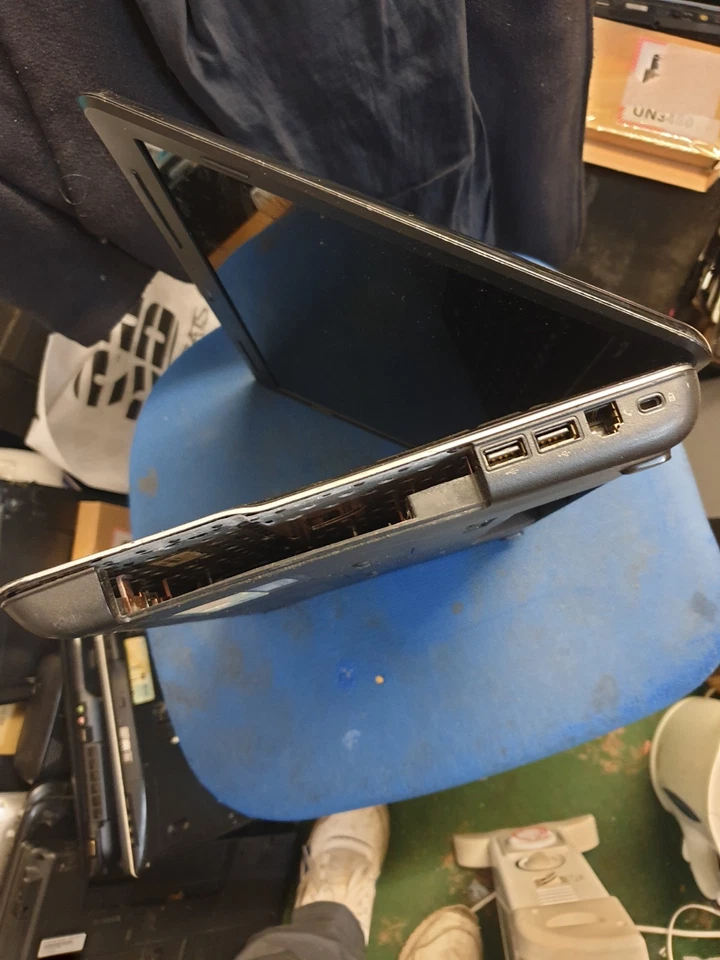 Laptop Hp Cq60 For Parts Not Working - Image 3 of 4