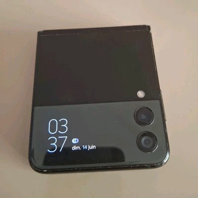 Samsung Galaxy Z Flip3 5G 128 Go Noir pliable double caméra flash LED occasion - Photo 1/4