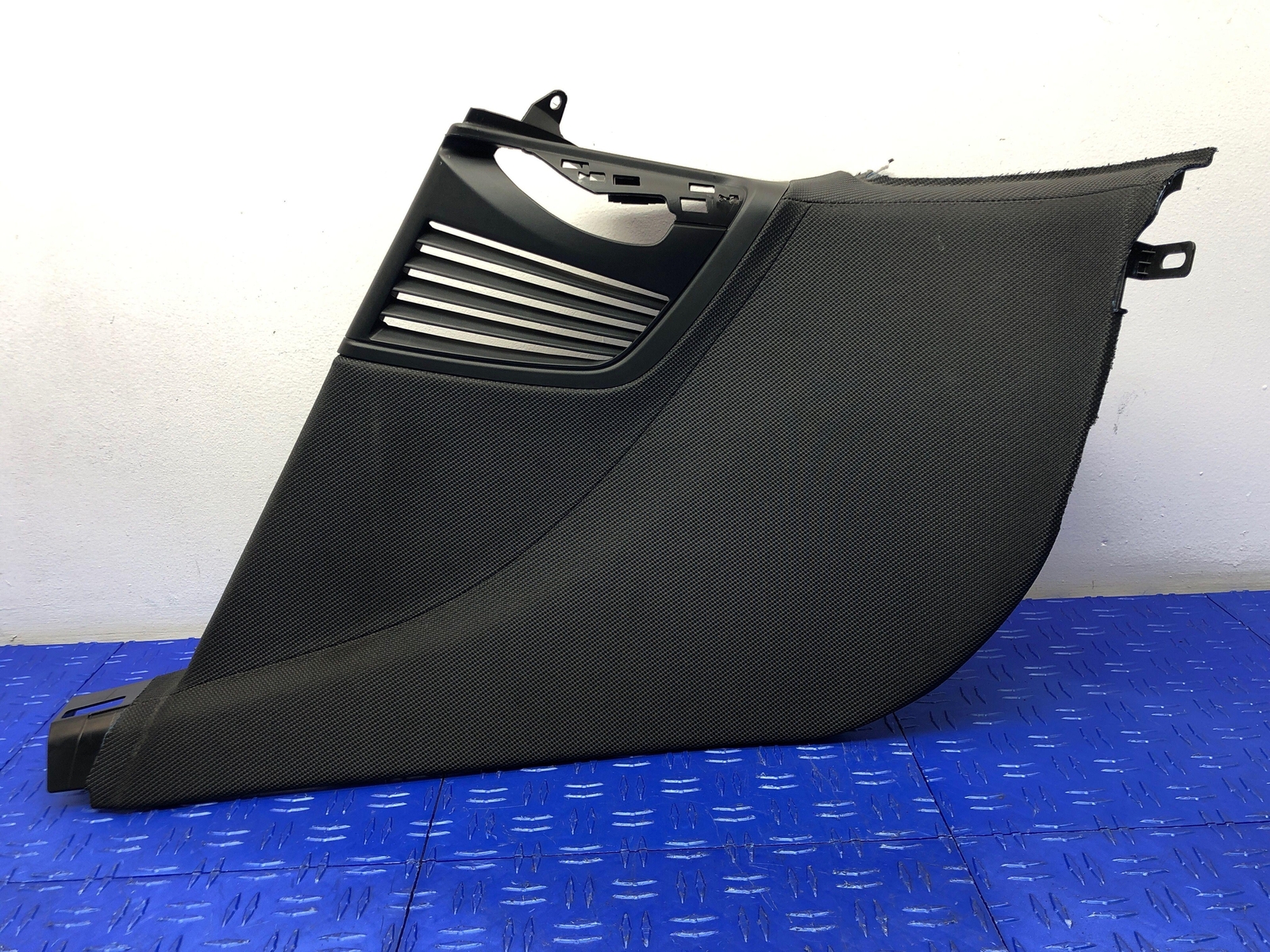2014-2020 BMW I8 REAR RIGHT INTERIOR INNER QUARTER TRIM PANEL BLACK 5143-7335812
