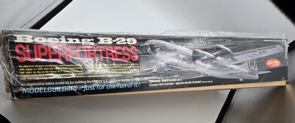 Guillows The Enola Gay B-29 Superfortress 1/32 Model Kit #2005 Open Box Complete - Image 4 of 4