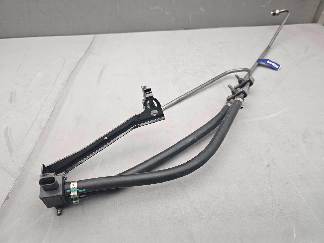 GM Exhaust Pressure Differential Sensor w Hoses Assembly Pipe 
