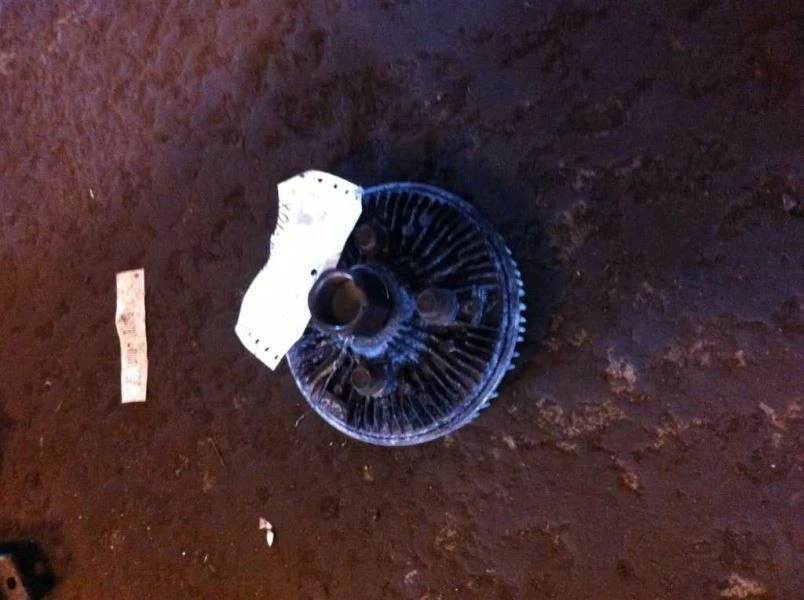 Embrague ventilador Chevrolet Chevy Blazer S10 GMC Jimmy S15 96-05 Foto 4 de 4