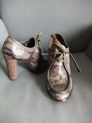 Stuart Weitzman Pumps Schnürer Gr. 37 1/2 Leder NP: 349,00   NEU