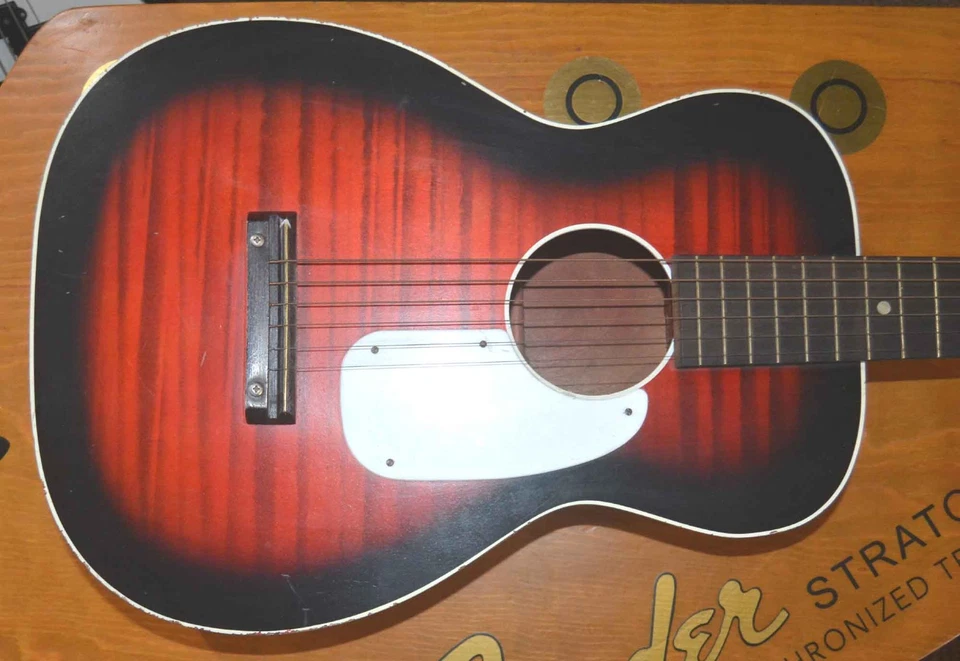 Guitarra Acústica Stella by Harmony Años 60 Buen Estado ProSetup Estuche Original. Foto 2 de 4