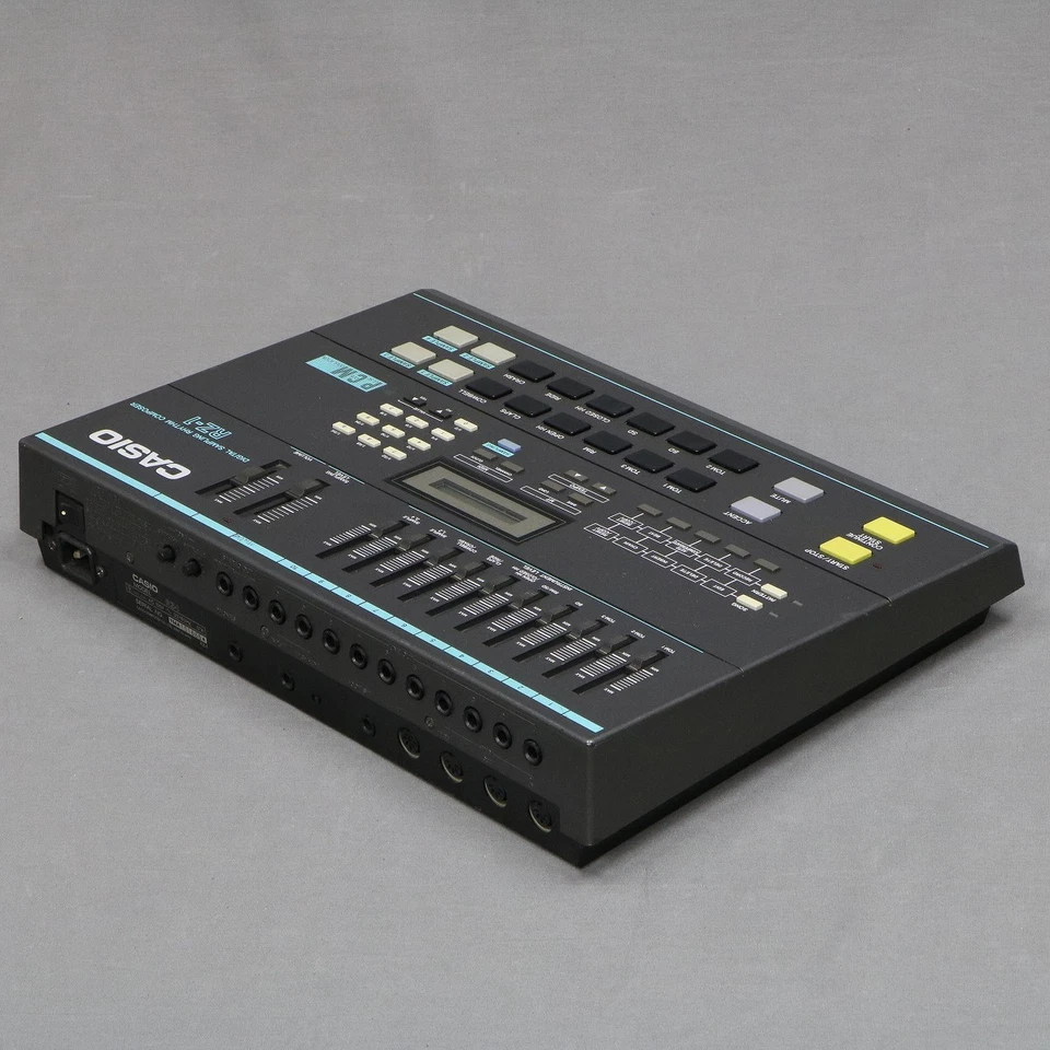 CASIO RZ-1 [SN Y6AA1011666] - Image 3 of 4