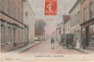 CPA 77 (Seine et Marne) LIEUSAINT / LA GRANDE RUE/ ANIMEE