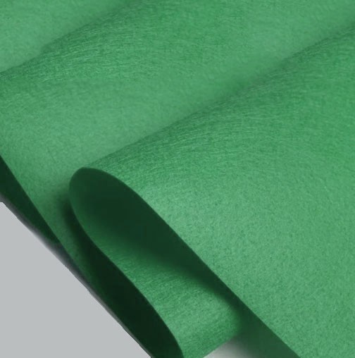 3 METROS DE TELA FIELTRO-Usos: Manualidades,decoración y disfraces-300cm por 90