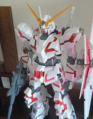 GUNDAM Unicorn Mega Size Model 1:48 Built BANDAI Model Kit