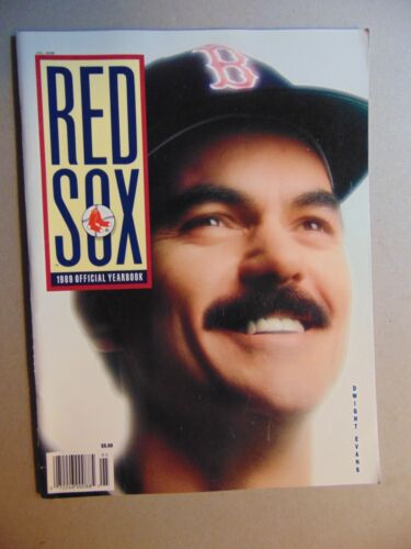 1989 BOSTON RED SOX OFFICIAL YEARBOOK Dwight Evans COVER