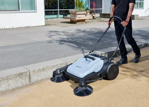 Nilfisk Sweeper SW250 Walk-Behind Sweeper Commercial-Domestic - 第 2/7 張圖片