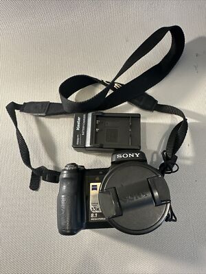 Sony Cyber Shot Digital Camera DSC-H9
