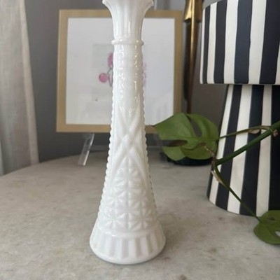 Vintage white milk glass vase