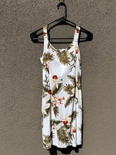 Two Palms Size XS White Floral Hawaiian Dress Rayon Made in Hawaii