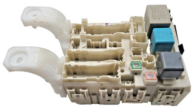 2004-2009 Toyota PRIUS GENUINE Cabin Fuse Box Junction Block 82730-47300
