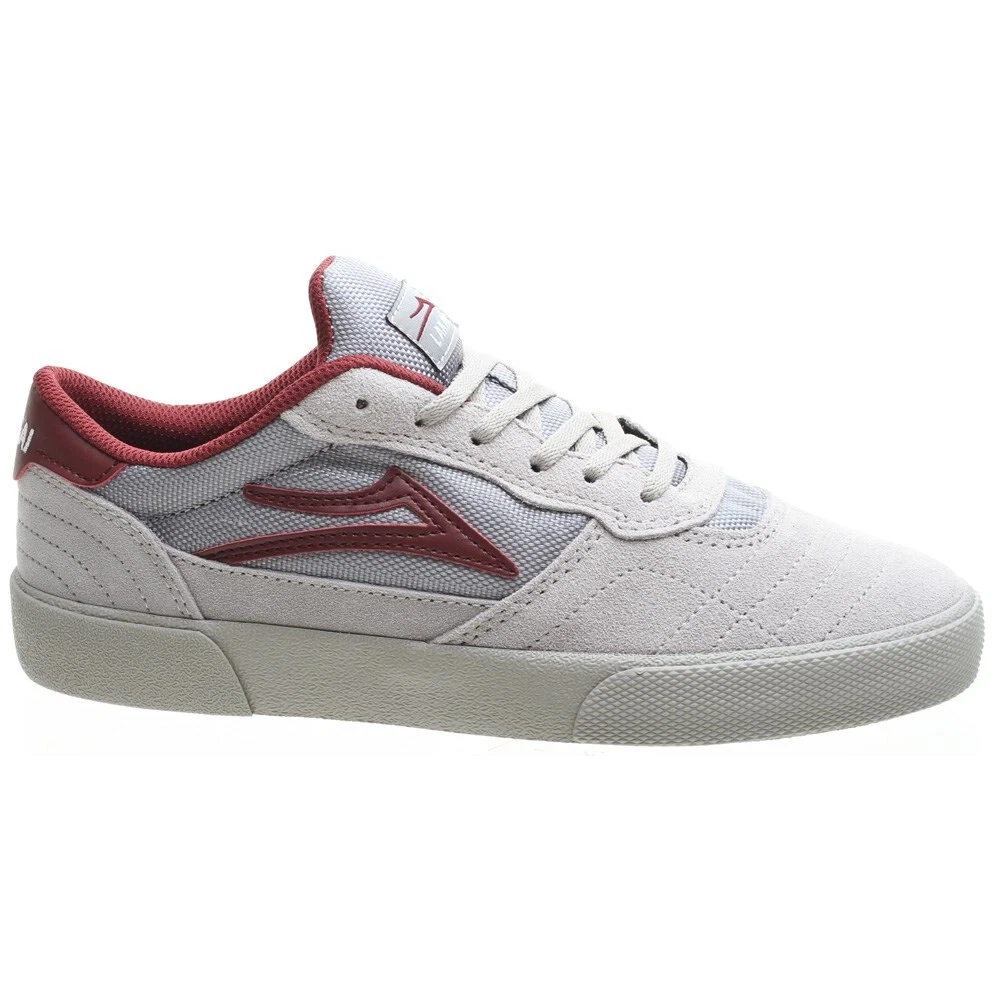 Skate shoes hotsell on sale