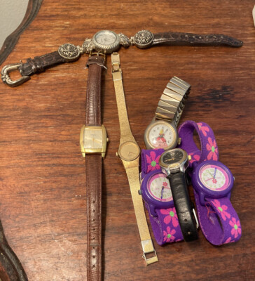 Mixed Lot of SEVEN (7) Vintage Woman display picture 1