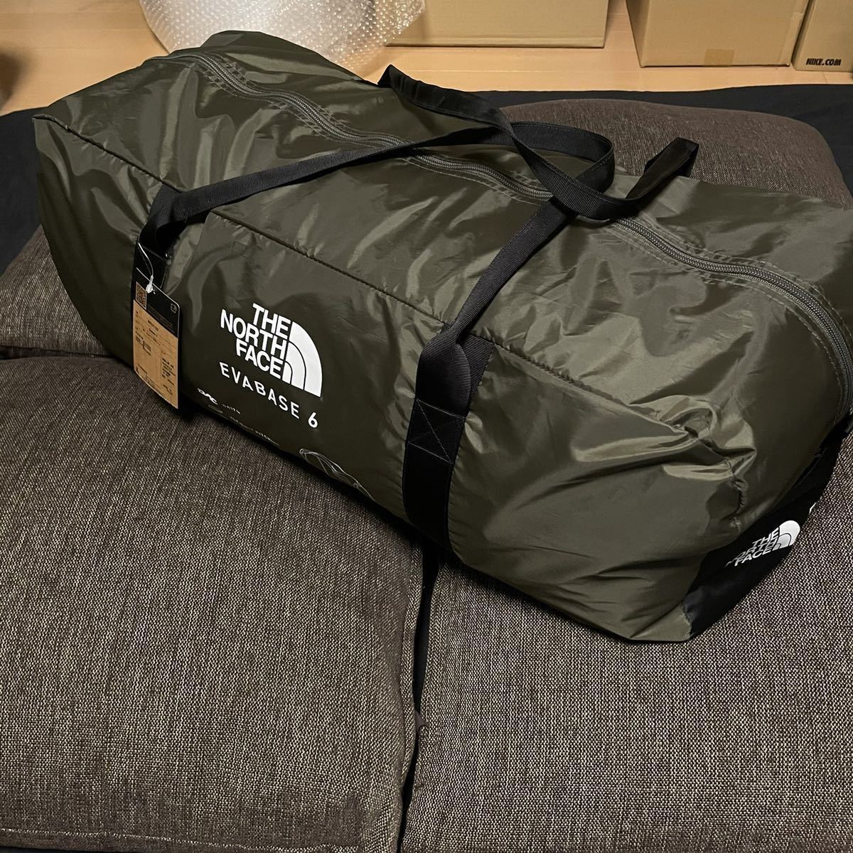 THE NORTH FACE NV22320 Evabase 6 NT New Taupe Tent Shelter THE NORTH FACE NV22320 Evabase 6 NT New Taupe Tent Shelter
