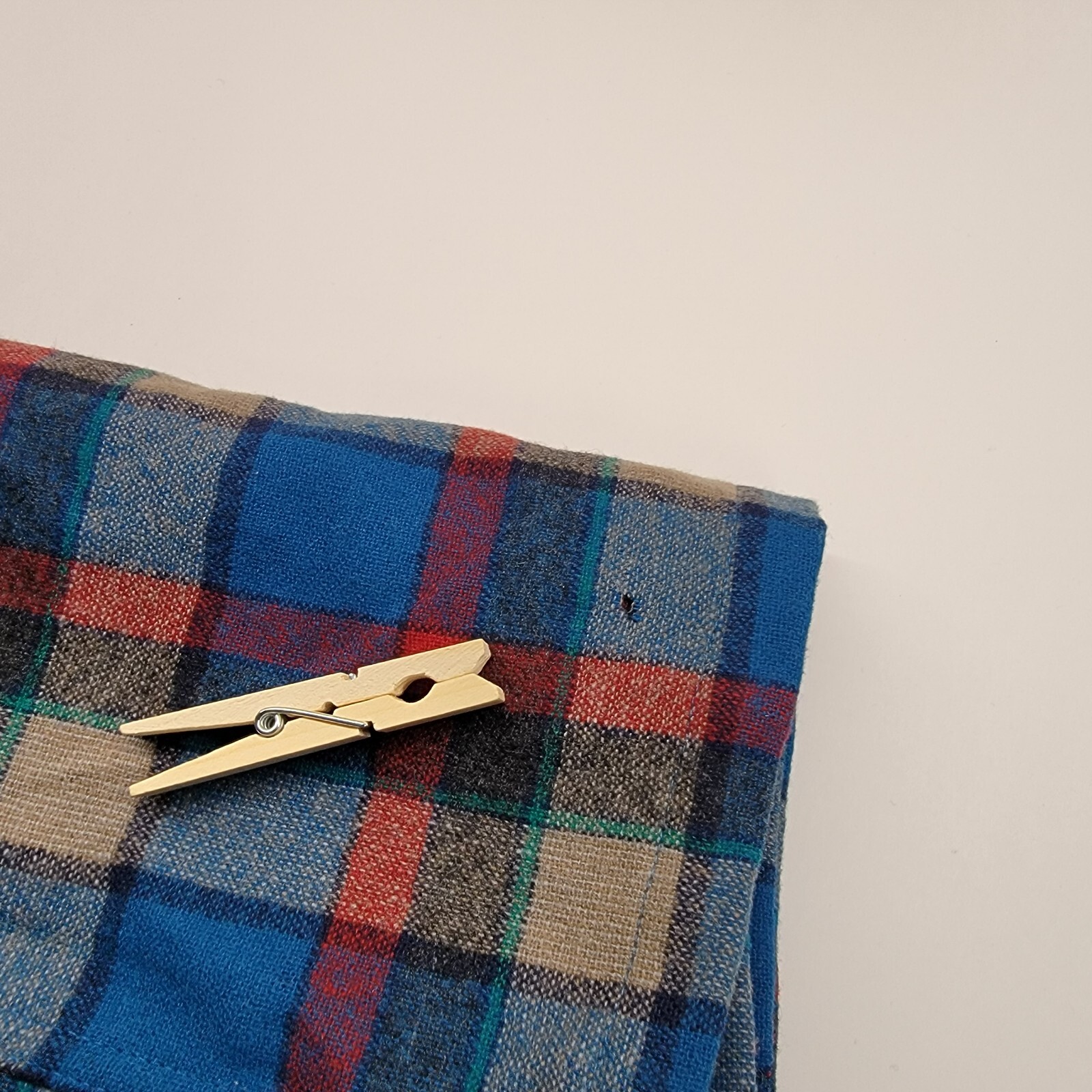 VTG Pendleton Flannel Plaid Wool Button Down Long… - image 15