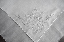 VINTAGE HANKY 1950s EMBROIDERED FLORALS IN SATIN STITCH PUNCHWORK HAND ROLLED