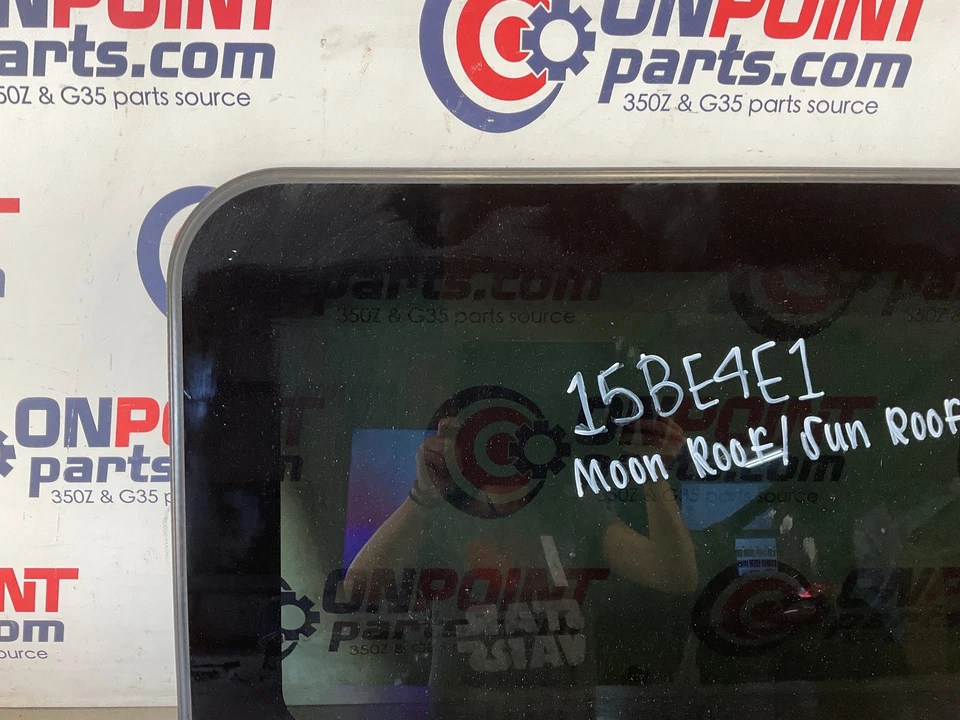 2004 Infiniti G35 седан Moon солнца крыши стекла OEM 15BE4E1 - Изображение 2 из 4