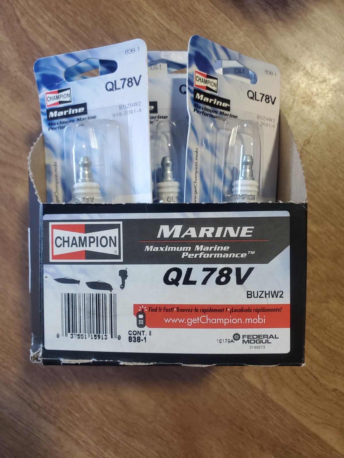 QL78V Champion Marine Spark Plug QL78V, 838-1, BUZHW2 - NEW