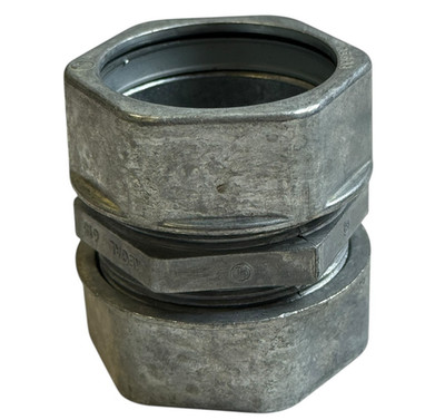 Regal 615 Rigid Conduit Coupling Threaded Steel Connector 1-1/2 Lot Of 7