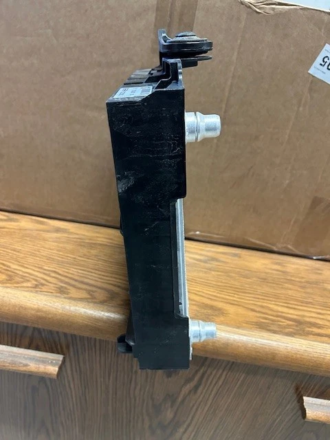 Radiador auxiliar - BMW (17-11-7-802-662) - Imagem 4 de 4