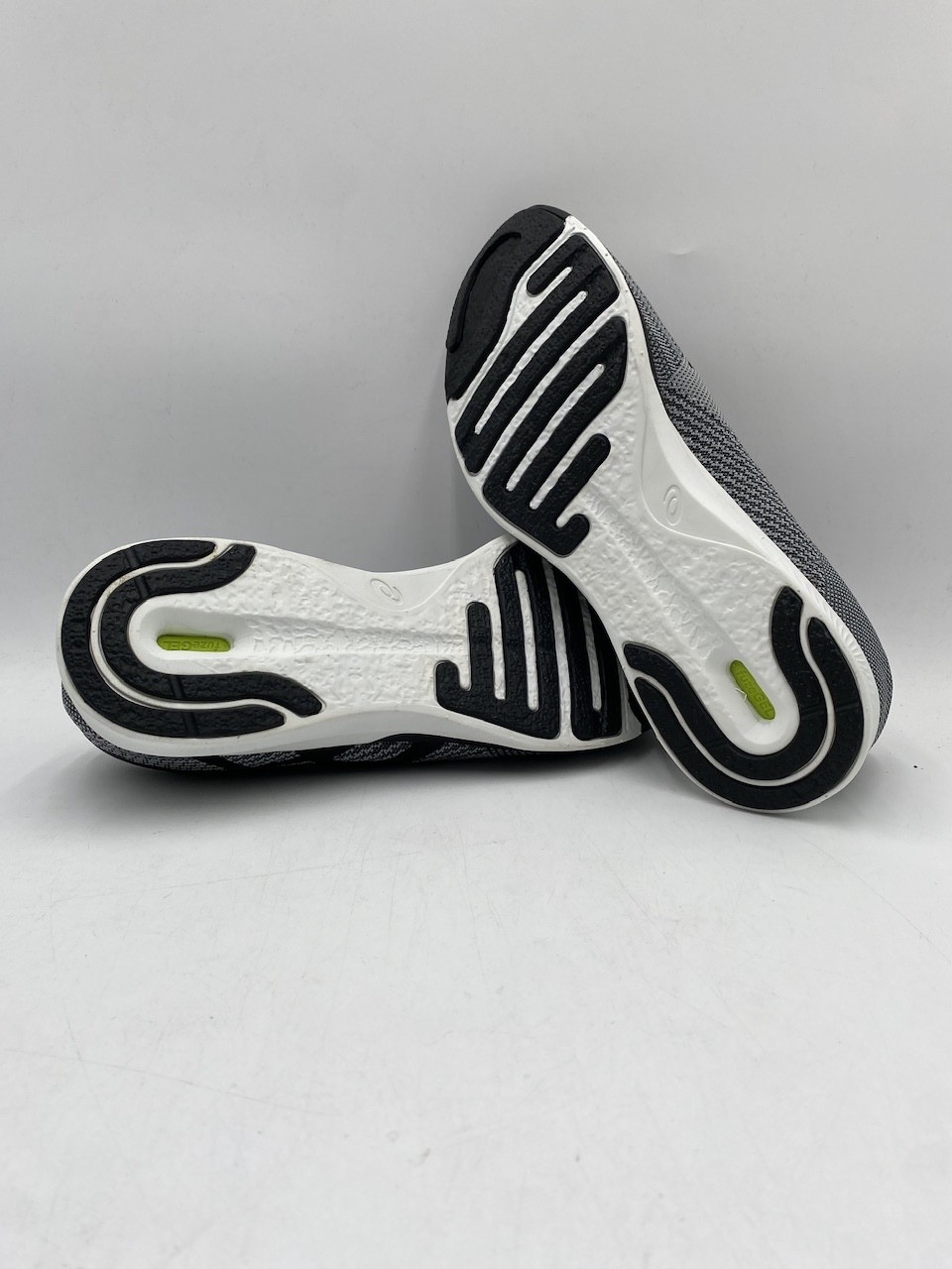 ASICS FUZEX KNIT Men's NEW Running Sneakers Carbon/Black/White Multiple Sizes thumbnail 9