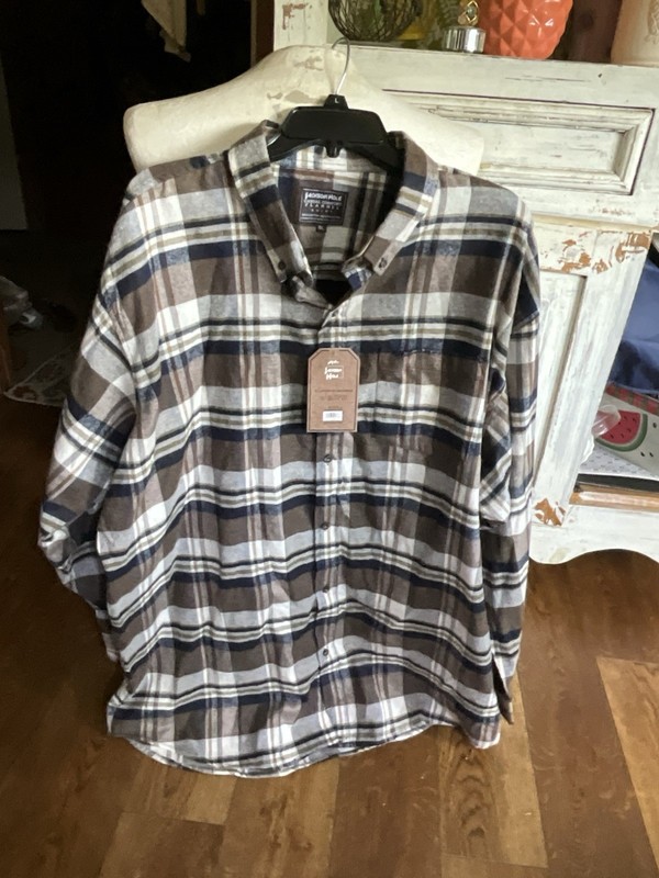 NWT Jackson Hole Size 4XL LS  Flannel Button Up