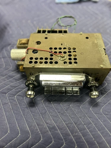 1959 1958 1960 Chevrolet Corvette Delco Wonderbar AM Radio 987730 Works C1