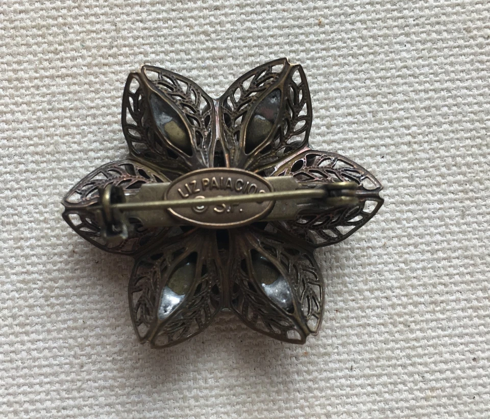 Prendedor Liz Palacios Flor Cristal Pastel Swarovski Steampunk Victoriano Gótico 1.25 Foto 4 de 4