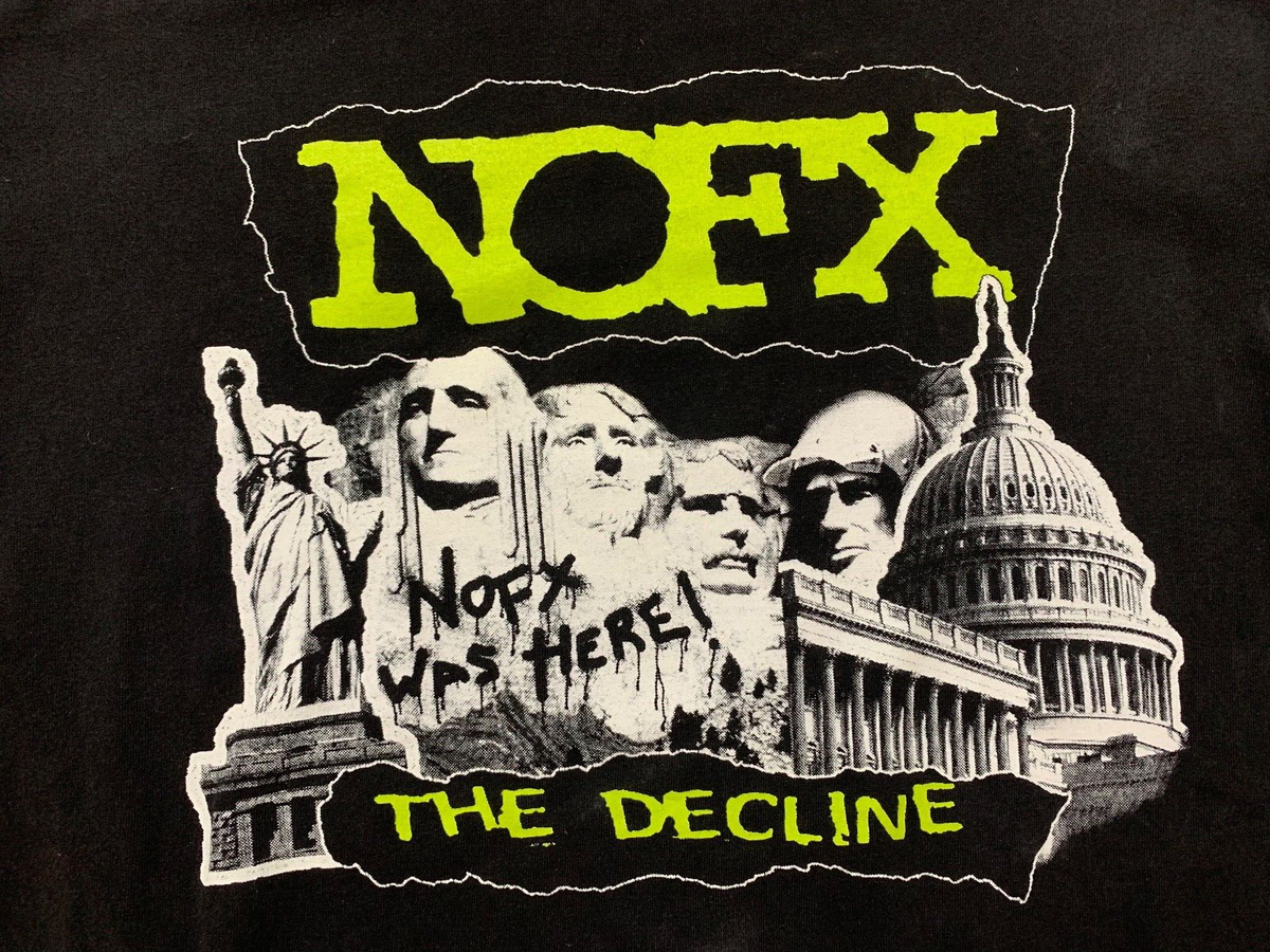Vintage 2000 NOFX “The Decline” Punk Rock T-Shirt - Size L