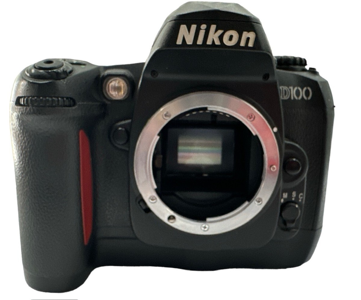 D90 Nikon D100 Nikon D100 Body W Battery