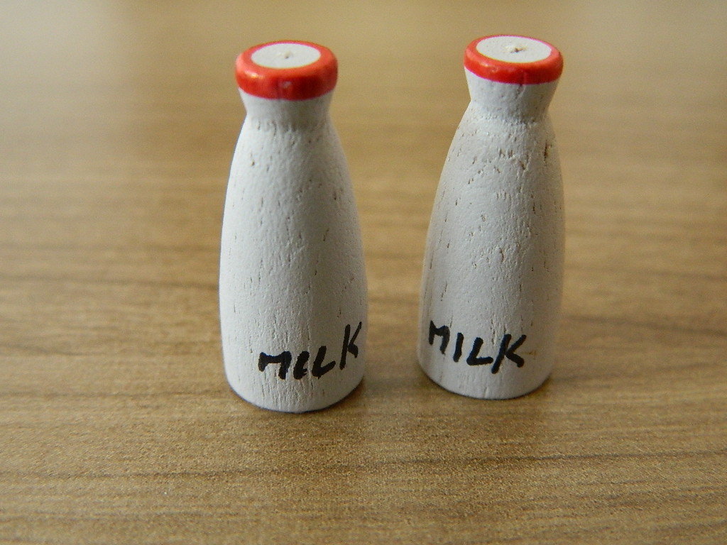 (F3.15)  1/12th scale DOLLS HOUSE FOOD : TWO MILK BOTTLES