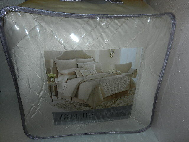 Home Furniture Diy Jennifer Lopez Chateau Comforter Set 4 Pcs Champagne Gold Gray Jacquard Queen Kisetsu System Co Jp