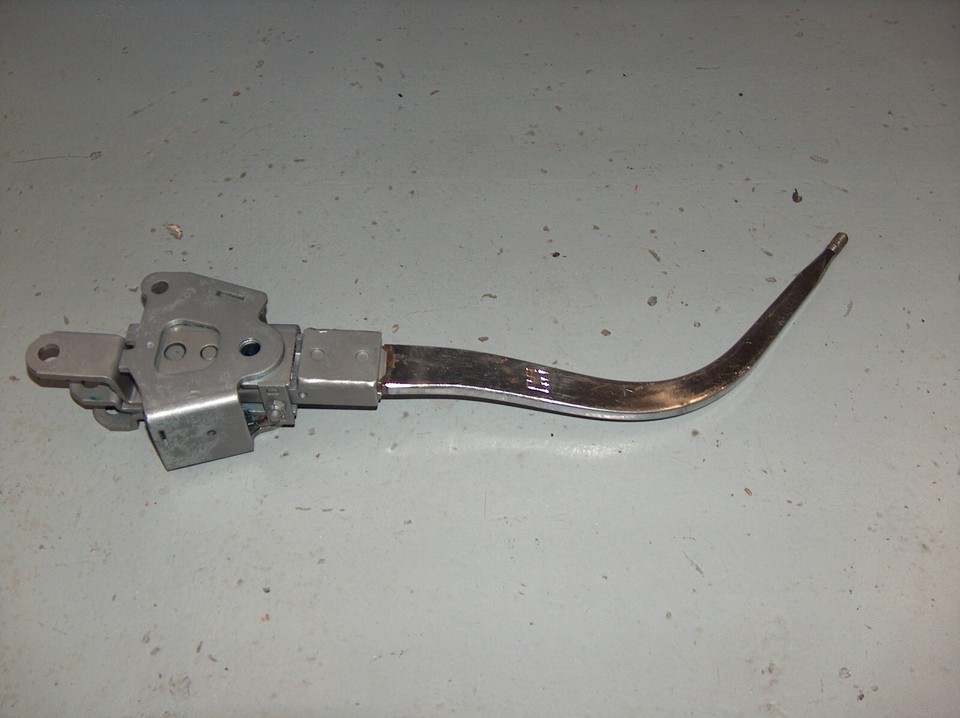 1966 1968 Oldsmobile Cutlass 442 OEM Flat Bar Muncie 4 Speed Hurst ...