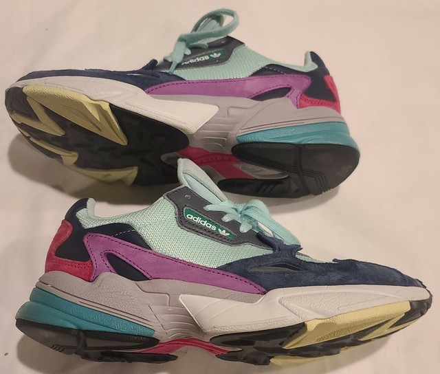 adidas falcon 7.5